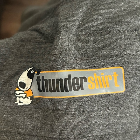 Thundershirt Charcoal Gray Anxiety Vest- sz small - Picture 1 of 9